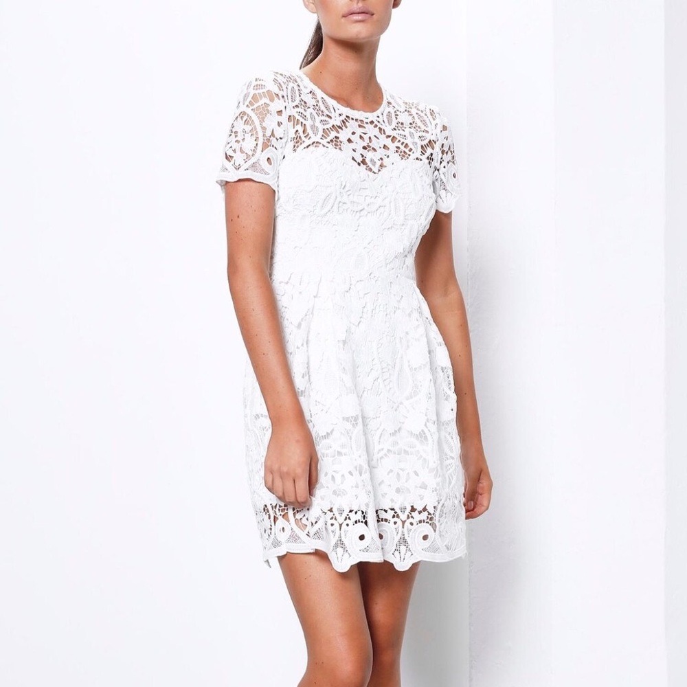 NWT Shilla white lace floral crochet mini dress